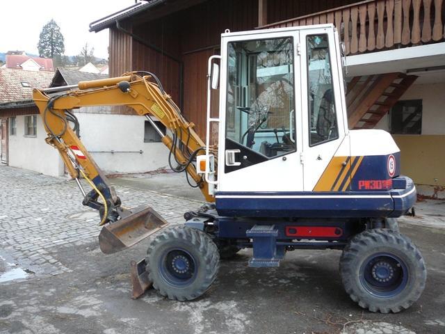KOMATSU