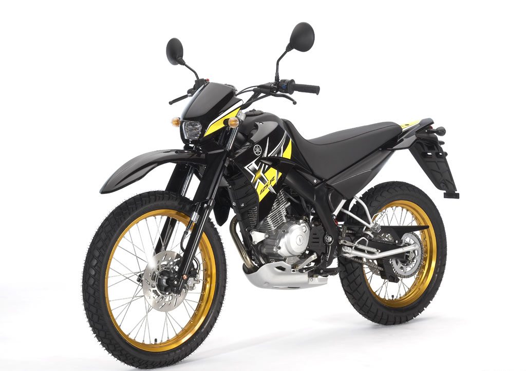 YAMAHA