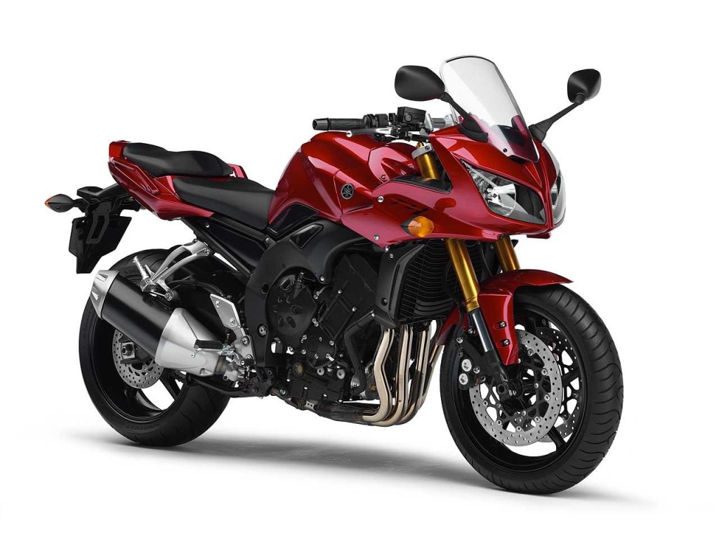 YAMAHA