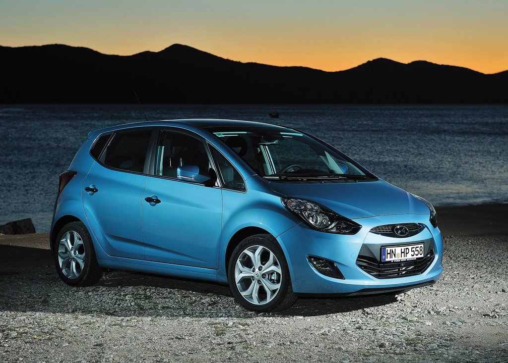 HYUNDAI