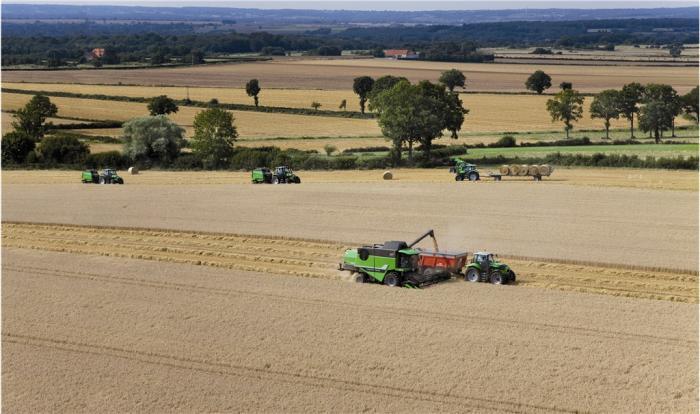 DEUTZ-FAHR