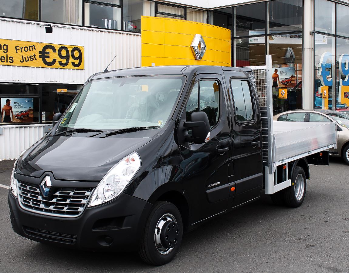 RENAULT