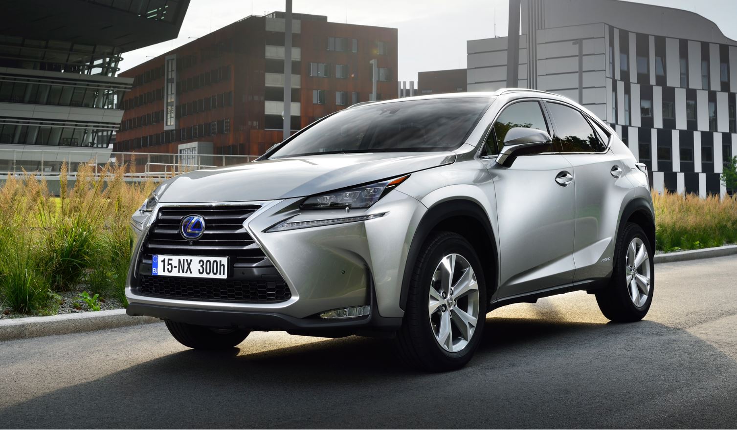 LEXUS