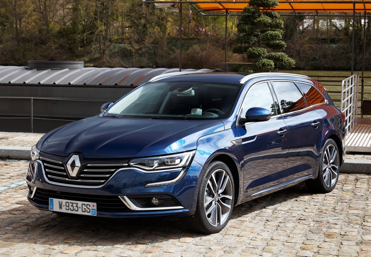 RENAULT