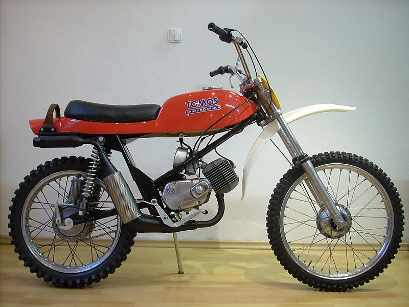 TOMOS
