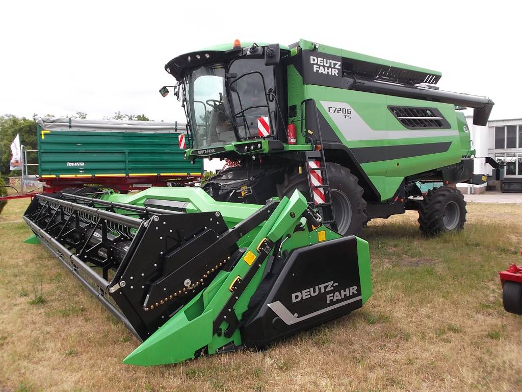 DEUTZ-FAHR