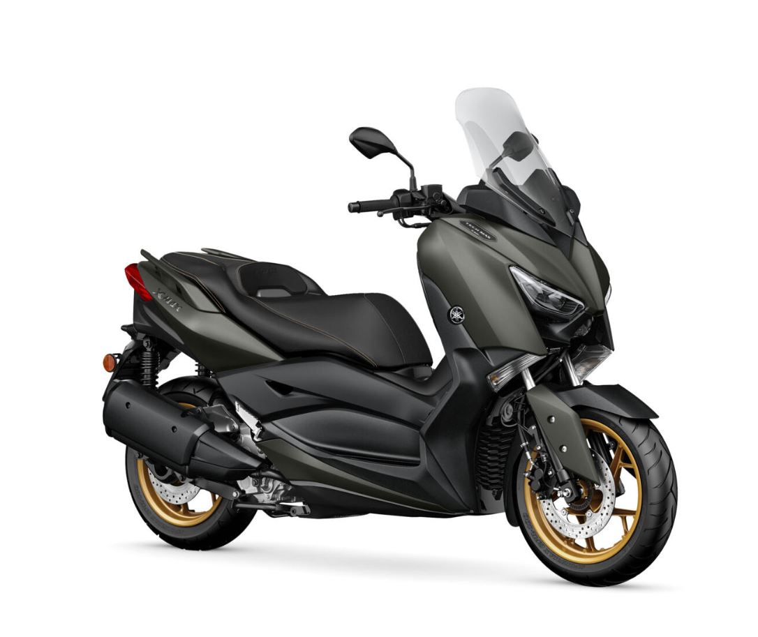 YAMAHA