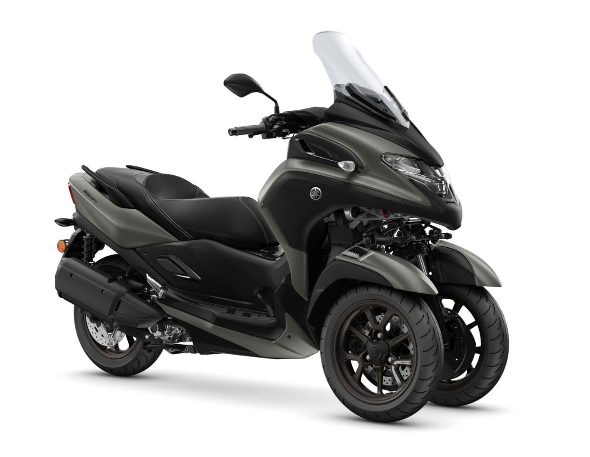 YAMAHA